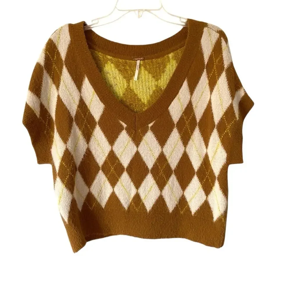Free People Through The Motion Argyle Sweater Vest size small Tiger Eye Combo